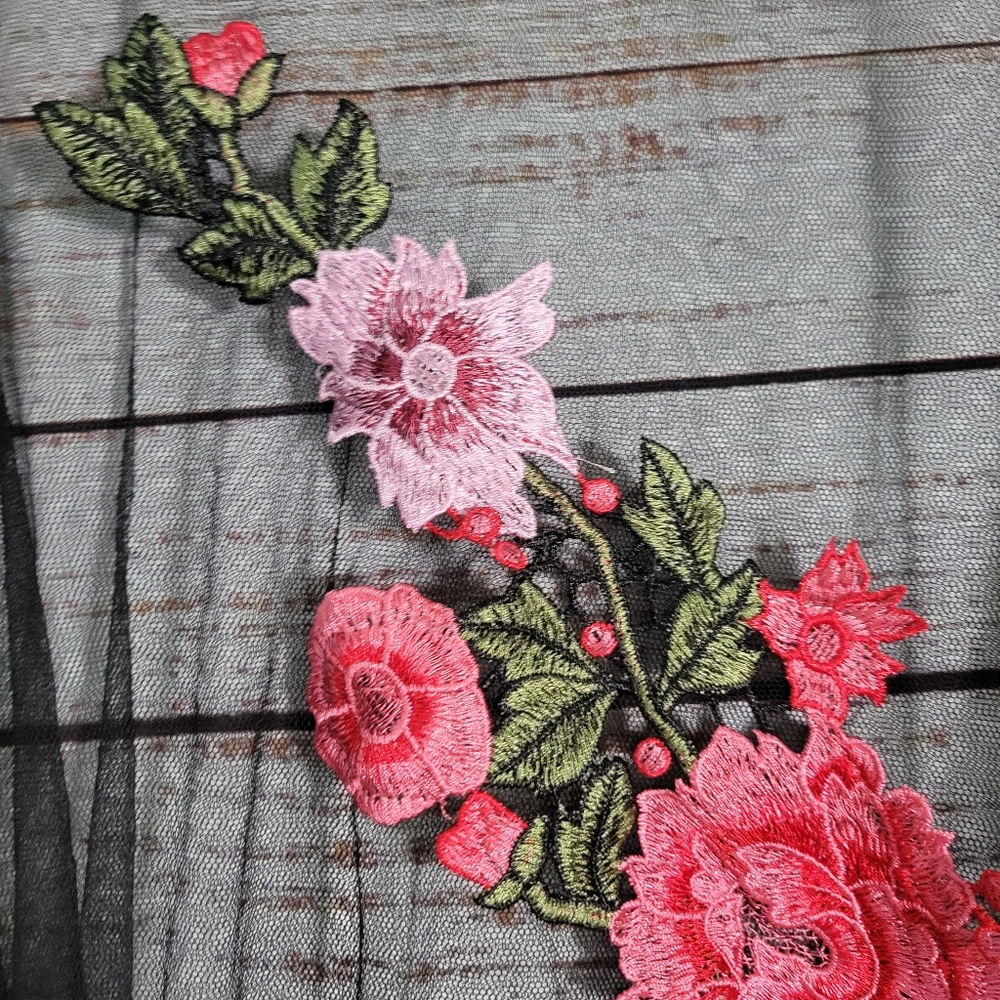 Vintage Black Whimsigoth Sheer Mesh Floral Applique Shirt 3X Tiered Sleeves - Picture 12 of 12